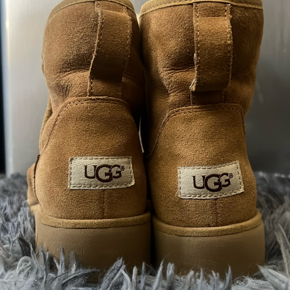 Neva used uggs but to small bought by my mom